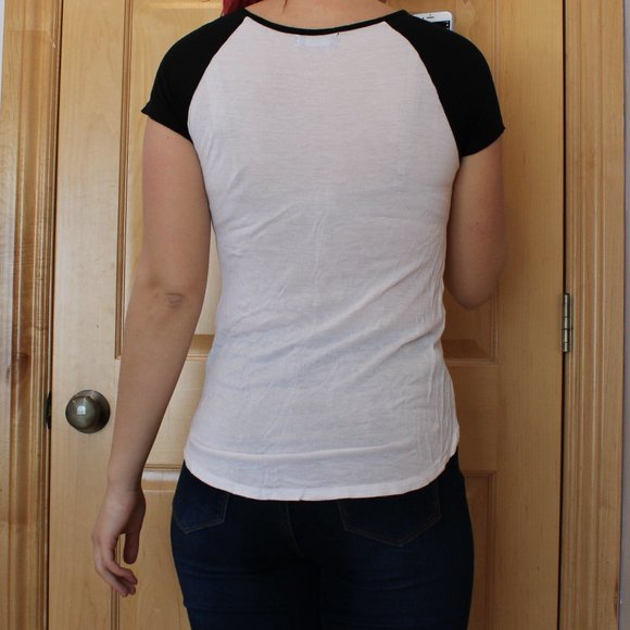 Slogan Tee - Picture 3 of 5